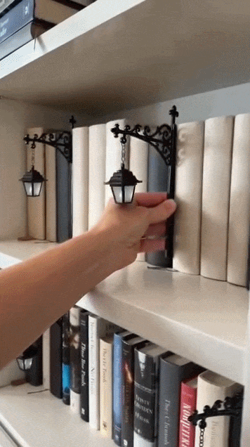Mini Bibliotheeklantaarn  Maak van je boekenkast een warme, gezellige plek